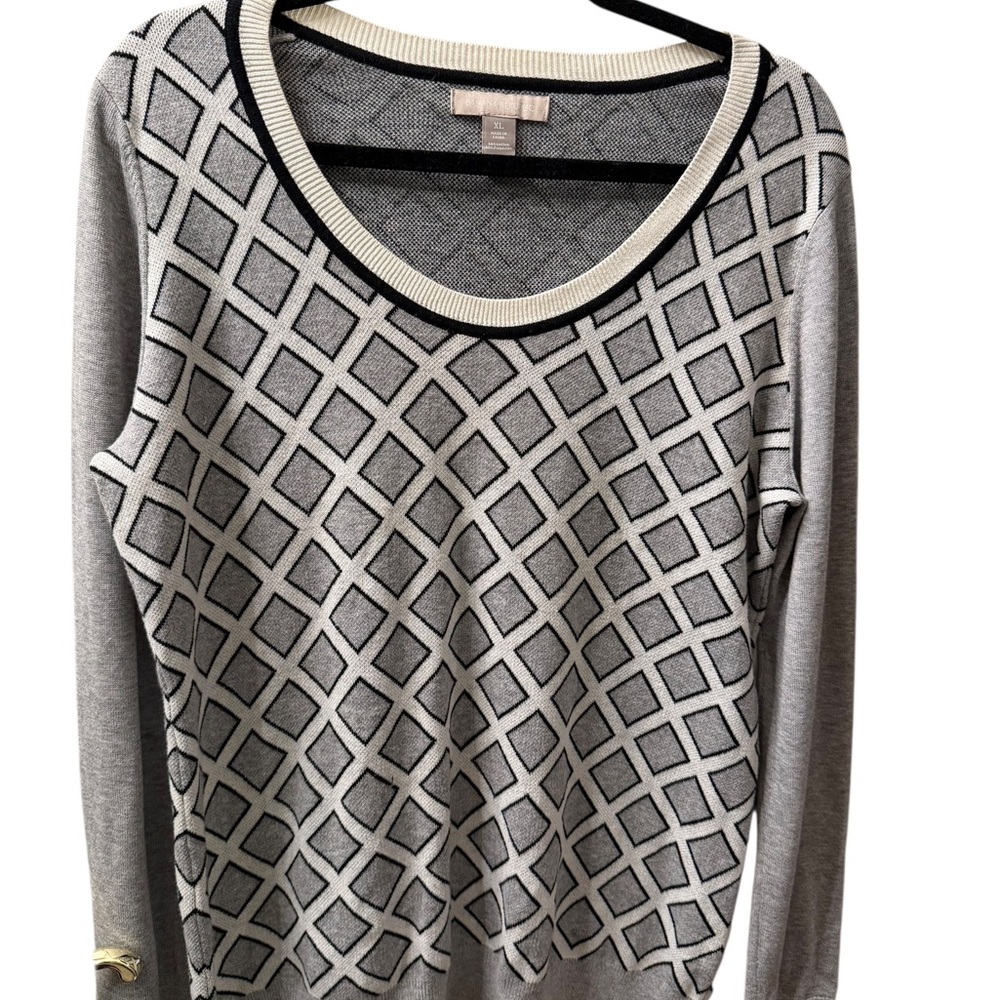 Banana Republic Gray Heather Crewneck Sweater